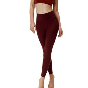 NWT Neiwai Barely Zero Leggings Dried Date Burgundy One Size Reg. $39
